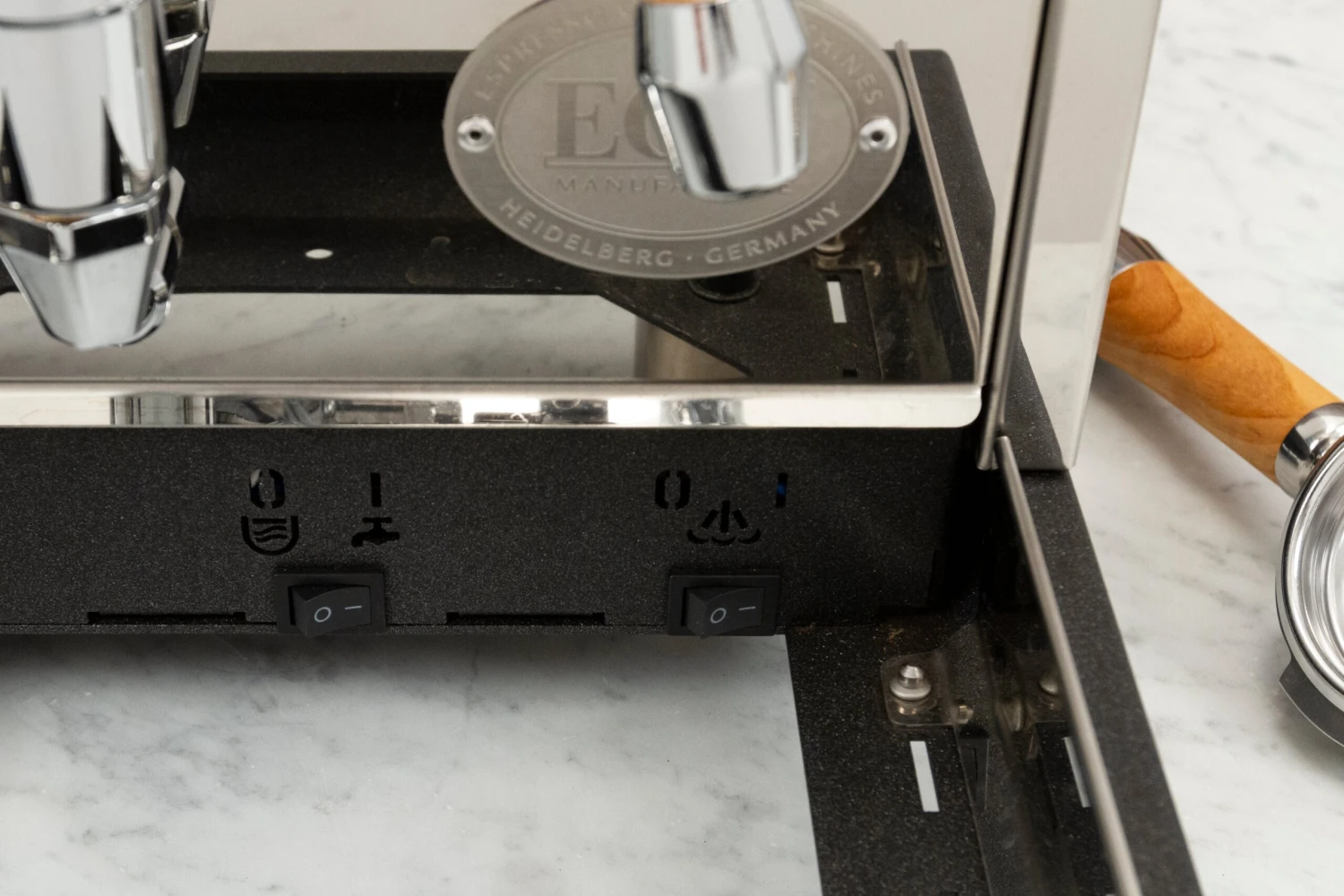 ECM Synchronika Espresso Machine With Flow Control - Olive Wood 7 ECM Synchronika Espresso Machine With Flow Control - Olive Wood - Image 5