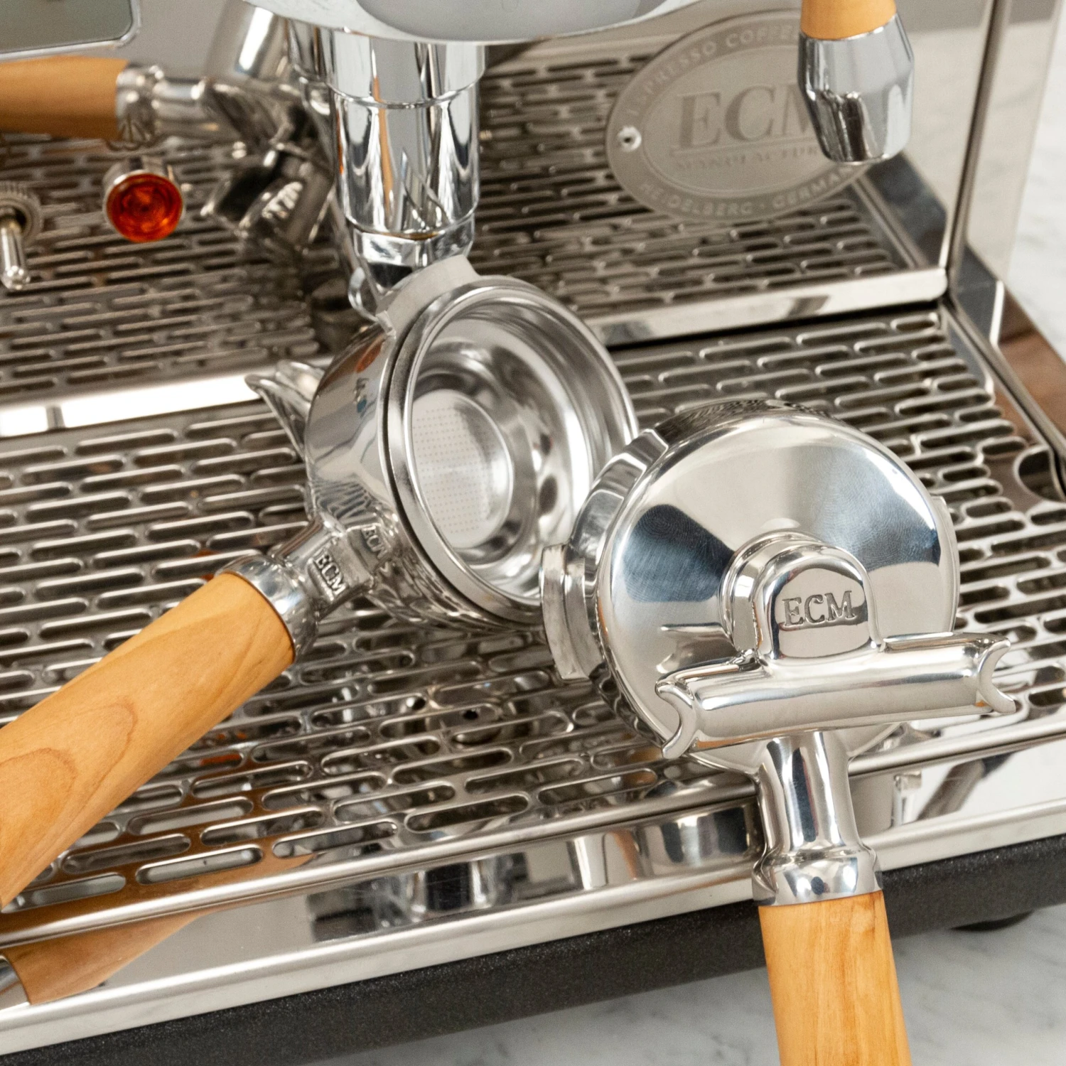 ECM Synchronika Espresso Machine - Olive Wood 13 ECM Synchronika Espresso Machine - Olive Wood - Image 11