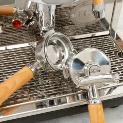 ECM Synchronika Espresso Machine With Flow Control - Olive Wood 33 ECM Synchronika Espresso Machine With Flow Control - Olive Wood -Gaggia Store IMG 2383 5be3dc21 ca0e 4ef9 b6f5 2788176e3d38