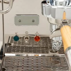 ECM Synchronika Espresso Machine With Flow Control - Olive Wood 29 ECM Synchronika Espresso Machine With Flow Control - Olive Wood -Gaggia Store IMG 2385 78723312 2494 4a2c 951d 0e9fa1bb1fff