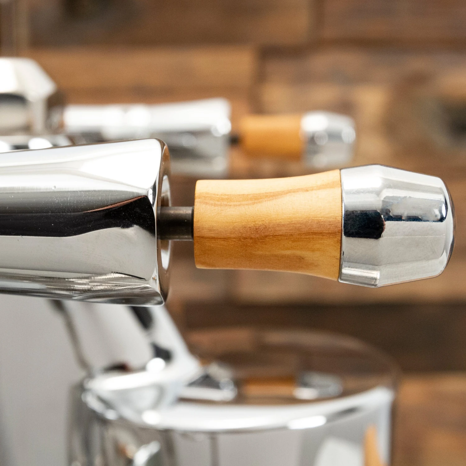 ECM Synchronika Espresso Machine - Olive Wood 19 ECM Synchronika Espresso Machine - Olive Wood - Image 17