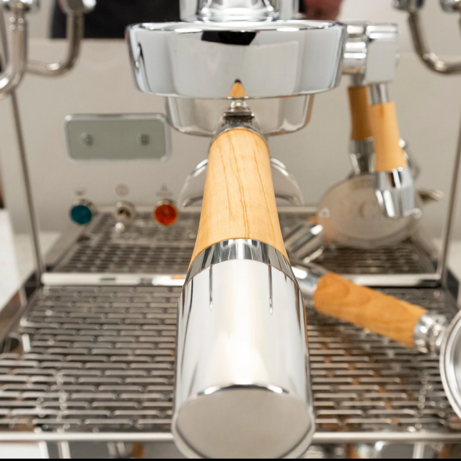 ECM Synchronika Espresso Machine With Flow Control - Olive Wood 13 ECM Synchronika Espresso Machine With Flow Control - Olive Wood - Image 11