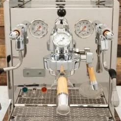 ECM Synchronika Espresso Machine With Flow Control - Olive Wood 37 ECM Synchronika Espresso Machine With Flow Control - Olive Wood -Gaggia Store IMG 2398
