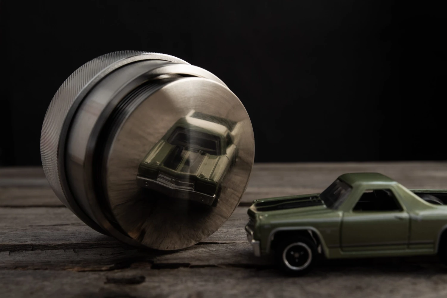 Saint Anthony Industries New Levy Precision Tamping Tool 58.3mm - Walnut 6 Saint Anthony Industries New Levy Precision Tamping Tool 58.3mm - Walnut - Image 4