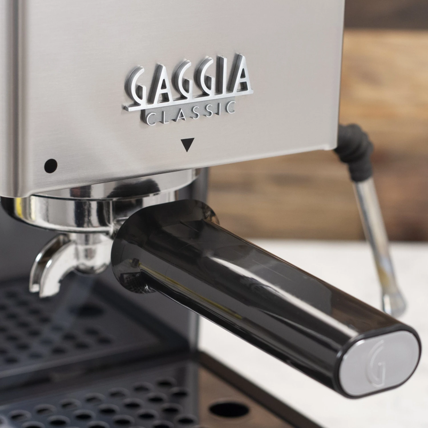 Gaggia Classic Evo Pro Semi-Automatic Espresso Machine With Olive Wood 7 Gaggia Classic Evo Pro Semi-Automatic Espresso Machine With Olive Wood - Image 5