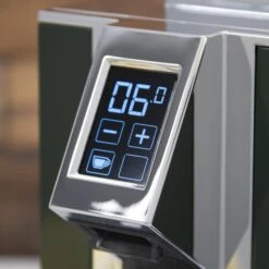 Eureka Mignon Specialita Espresso Grinder In Gourmet Green 17 Eureka Mignon Specialita Espresso Grinder In Gourmet Green -Gaggia Store IMG 6094 10dfe54c a0af 4da6 81cf cbf180c7a494