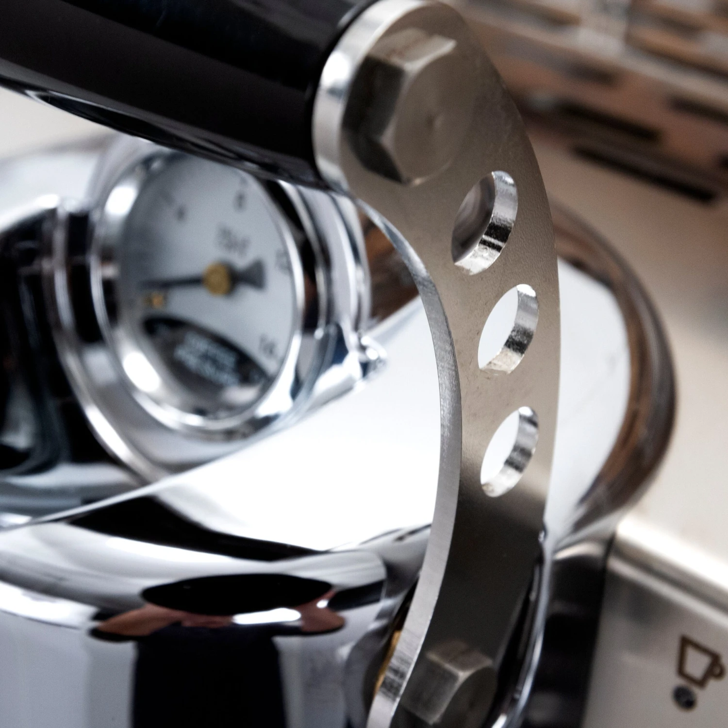 Dalla Corte Mina Espresso Machine (220v) - Dark Oak 10 Dalla Corte Mina Espresso Machine (220v) - Dark Oak - Image 8