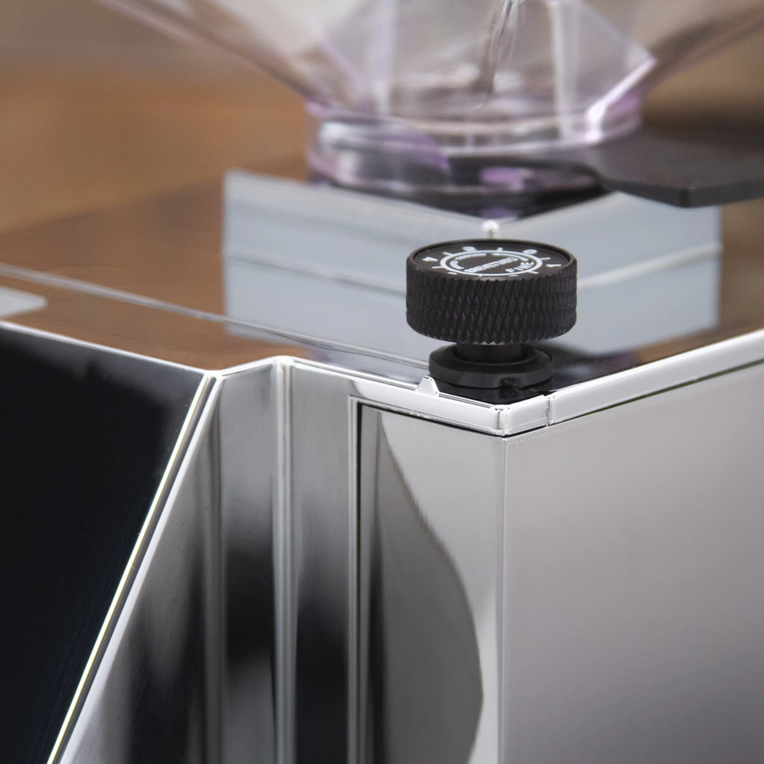 Eureka Mignon Silenzio Espresso Grinder In Pale Blue 5 Eureka Mignon Silenzio Espresso Grinder In Pale Blue - Image 3