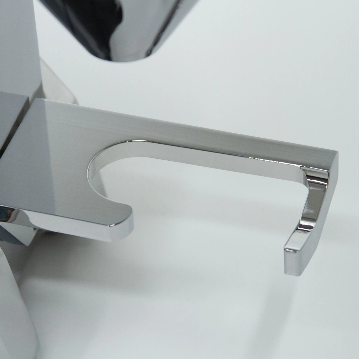 Refurbished Rocket Espresso Macinatore FAUSTO Grinder In Chrome 7 Refurbished Rocket Espresso Macinatore FAUSTO Grinder In Chrome - Image 5