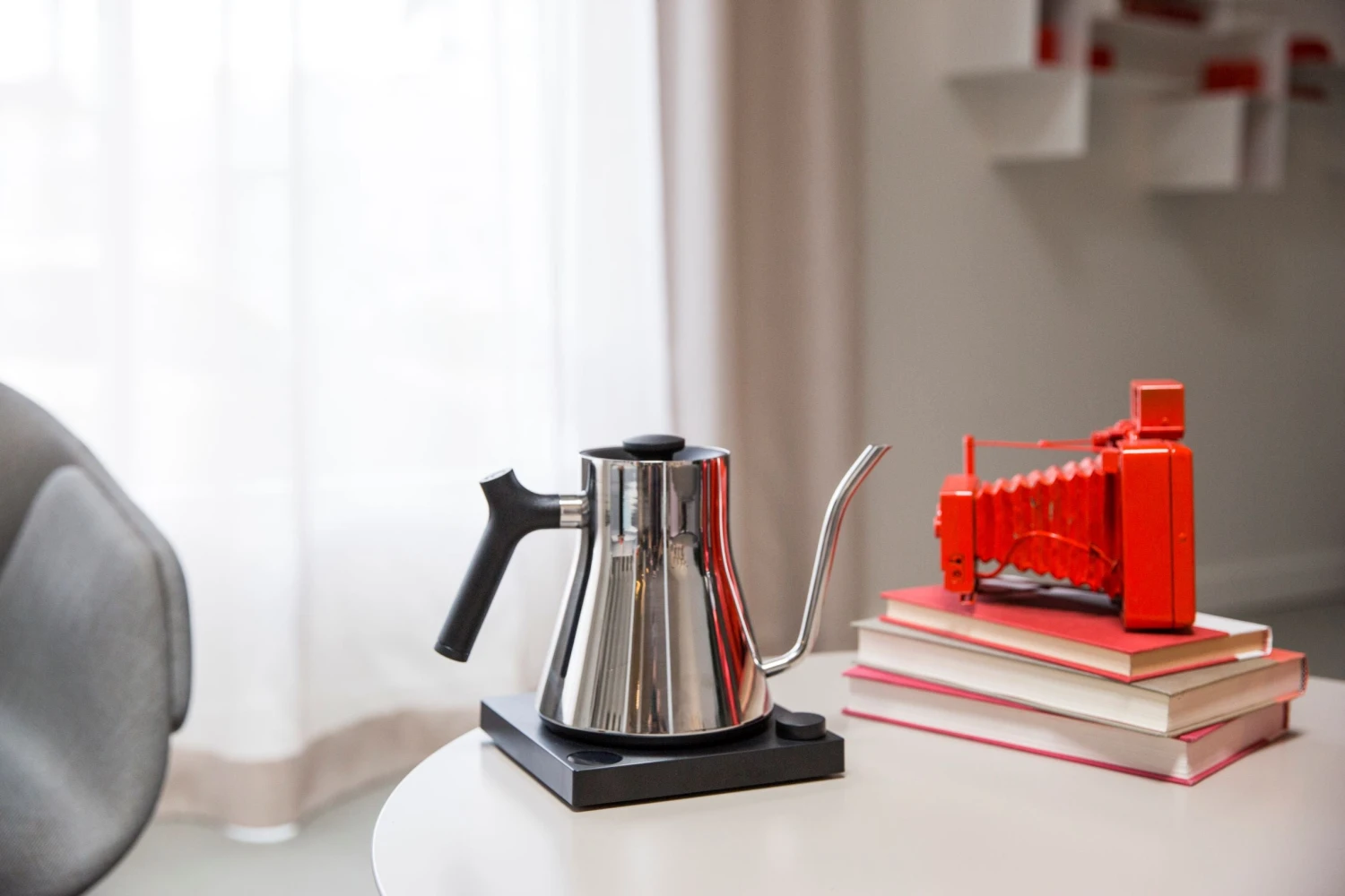 Fellow Stagg EKG 0.9L Kettle - Polished Steel 6 Fellow Stagg EKG 0.9L Kettle - Polished Steel - Image 5