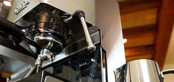 Refurbished Gaggia Classic Pro Semi-Automatic Espresso Machine 12 Refurbished Gaggia Classic Pro Semi-Automatic Espresso Machine - Image 10