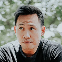 Gaggia Store -Gaggia Store testimonial avatar male 2 ux builder element